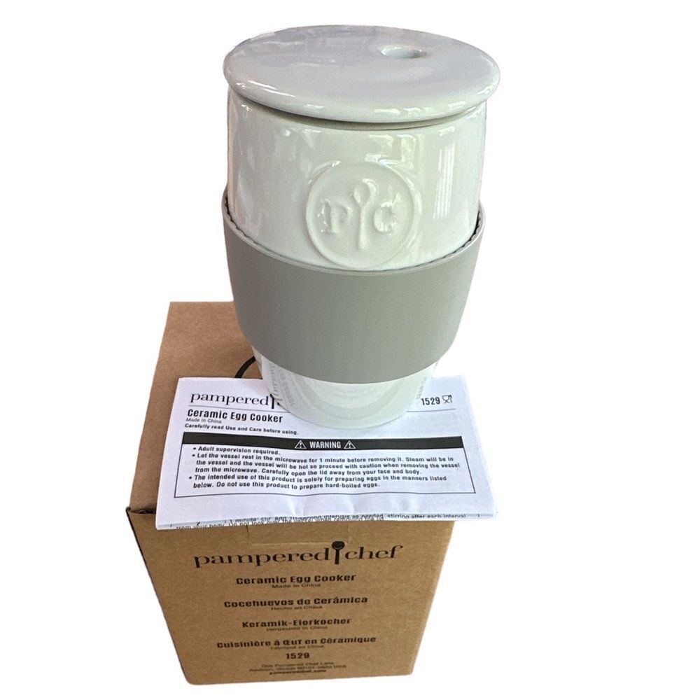 Pampered Chef Ceramic Egg Cooker | Micro Breakfast Mug | New in Box